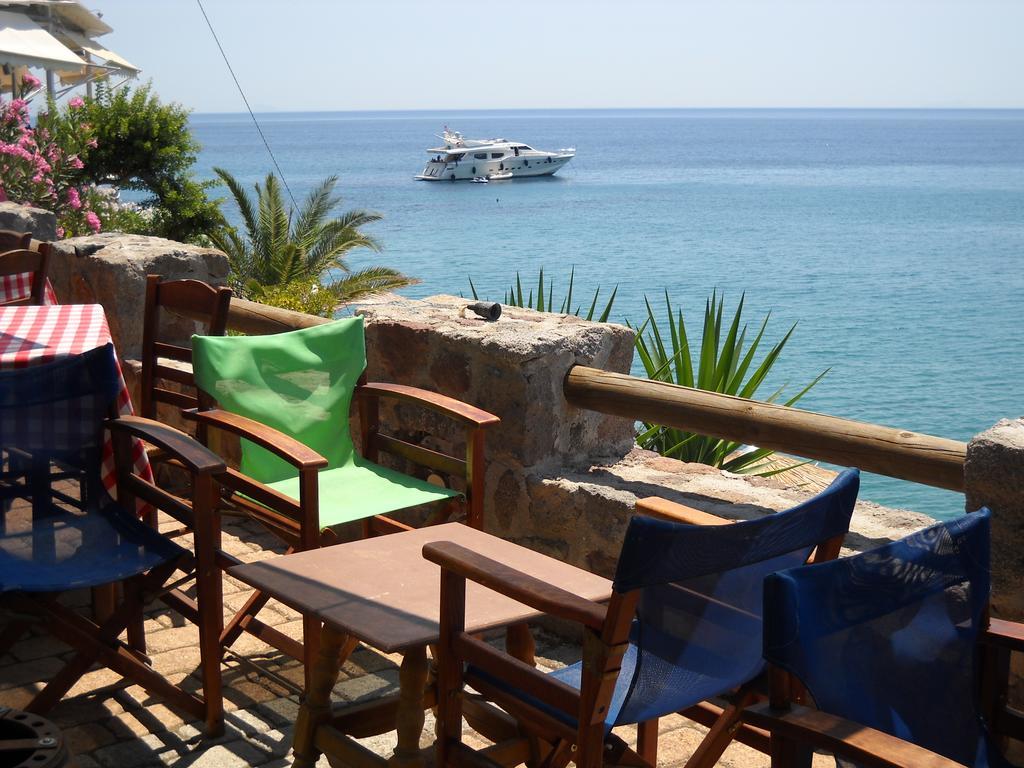 Argo Hotel Aegina Экстерьер фото